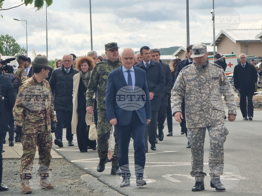 Ново село - учебен полигон - Румен Радев - Серджо Матарела - посещение