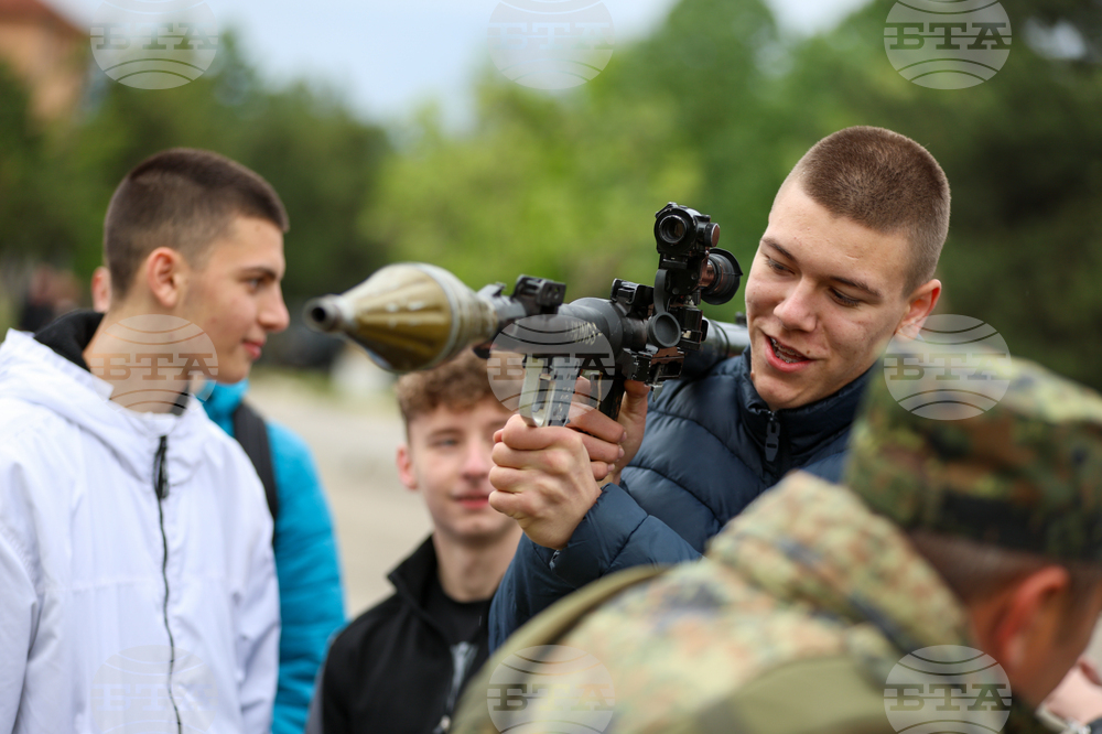 Благоевград - военно формирование 26 400 - ден на отворени врати