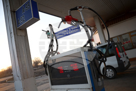 Украйна - бензиностанция