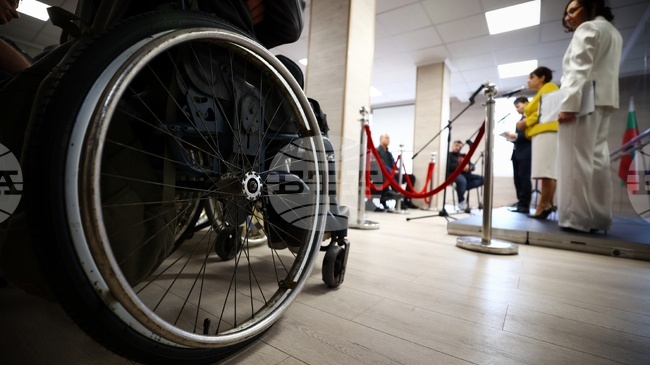 Over 1,400 People With Disabilities Receive High-Tech Assistive Devices Under Social Policy Ministry's Project 