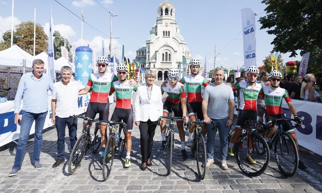 Весела Лечева даде старт на Колоездачната обиколка на България