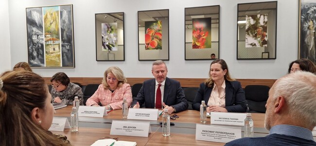 Министерство на туризма: Министър Милошев се срещна с представителите на екскурзоводите в България