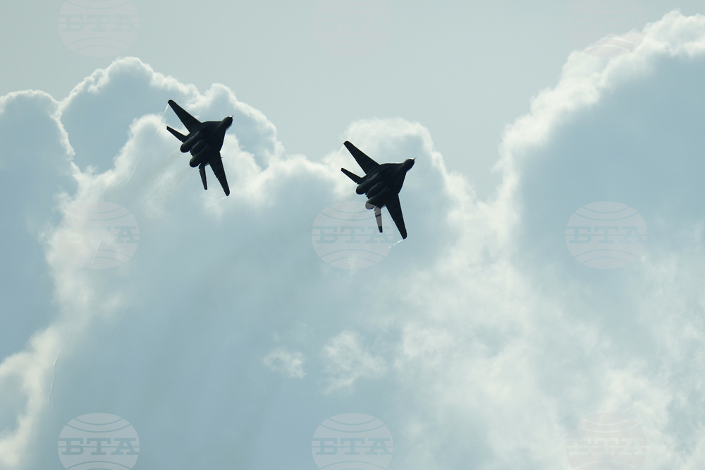 Две полски летища подновиха работа след временно затваряне заради руските удари по Украйна