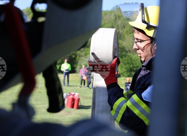Белослав - доброволни формирования за действие при бедствия - състезание 