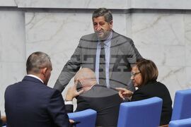 Парламент - заседание