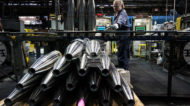 Няма спад в доставките за Киев след идването на власт на Тръмп, заяви представител на НАТО