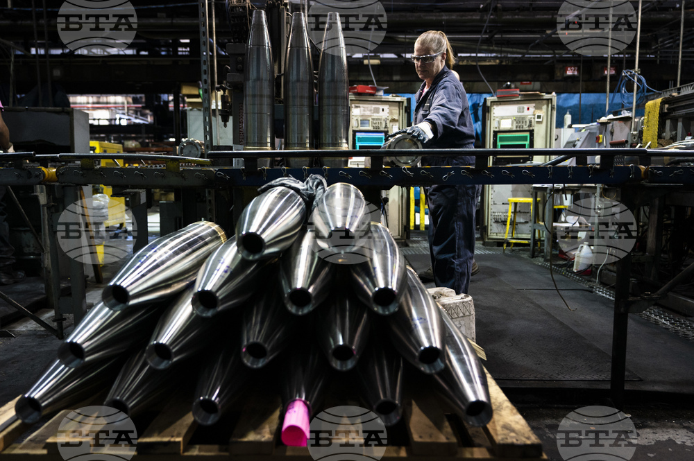 Няма спад в доставките за Киев след идването на власт на Тръмп, заяви представител на НАТО