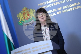 Министерски съвет - коклюш - брифинг - Галя Кондева