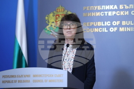 Министерски съвет - коклюш - брифинг - Галя Кондева
