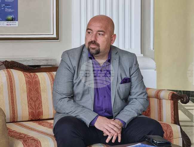 Солистът на Варненската опера Валерий Георгиев дебютира в операта „Ернани“ от Верди 