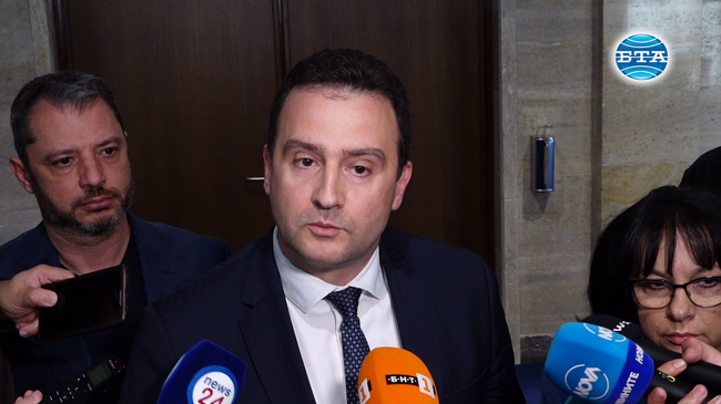 ГЕРБ внесе доклада на временната комисия за споразумението с "Боташ" в деловодството на Народното събрание, съобщи Жечо Станков