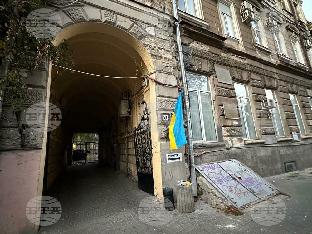 Loud Explosions Heard in Odesa, City Attacked with Ballistic Missiles from Crimea