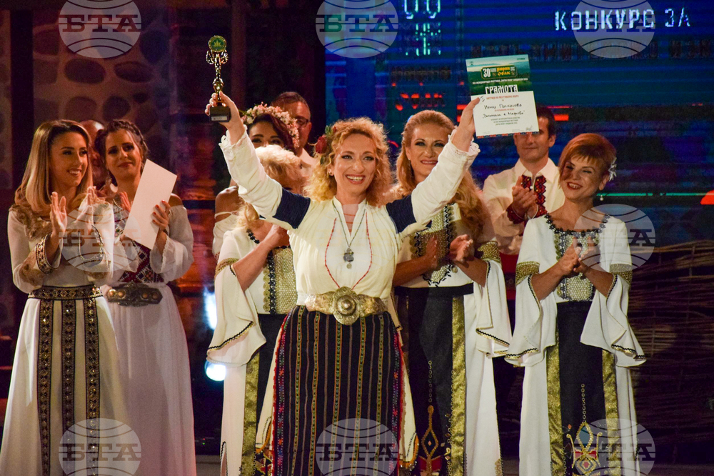 Ирина Паскалева спечели първа награда във втората фестивална вечер на 30-ия „Пирин фолк“ в Сандански