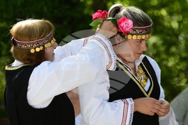 Село Побит камък - народен събор