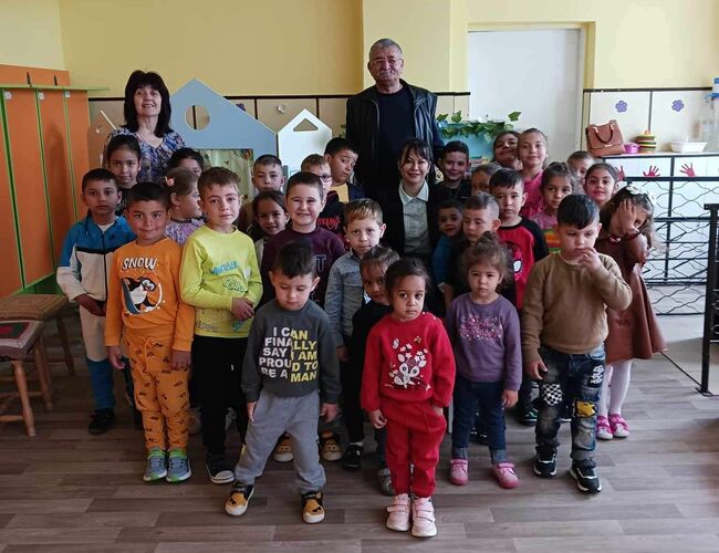 Община Разград: Заместник-кметът Хабибе Расим се включи в инициативата „Маратон на четенето“