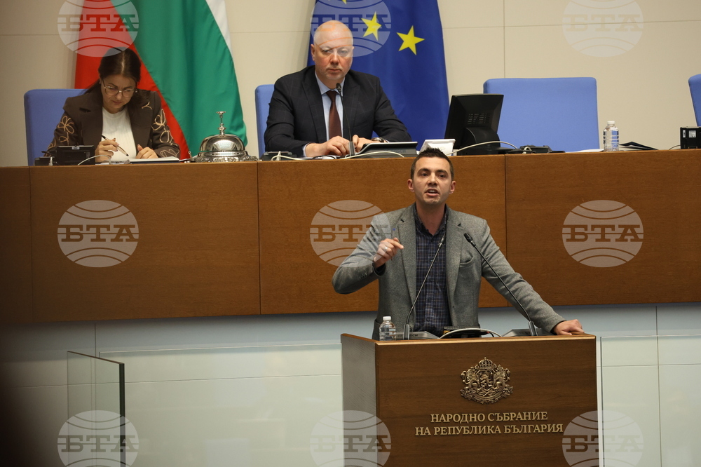 Парламент - извънредно заседание