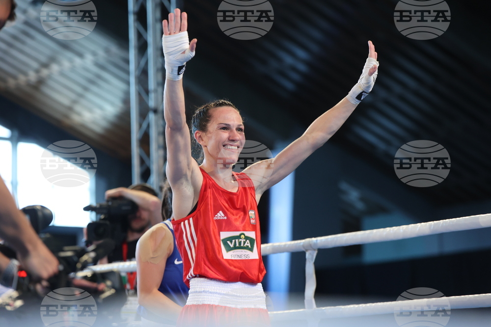 Бокс - финал - Станимира Петрова - Дина Жоламан