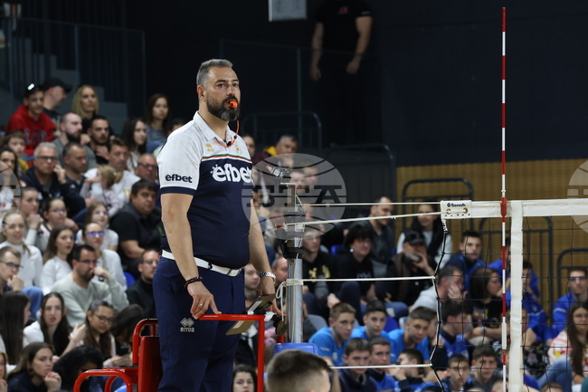 Най-добрият волейболен съдия в България Ивайло Иванов ще ръководи мачове от финалите на Лигата на нациите