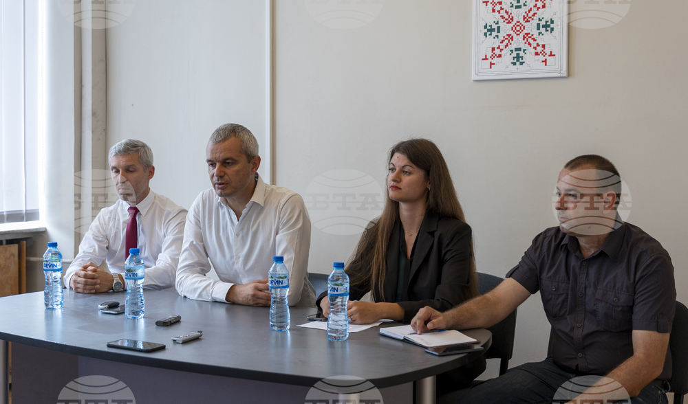 „Възраждане“ представи кандидатдепутатската си листа в 8-ми МИР-Добрич