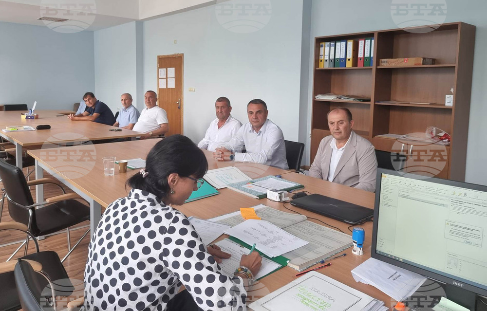 ДПС регистрира листата си в Разград за предсрочните парламентарни избори