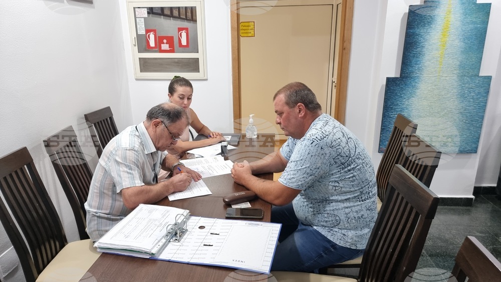ПП „Русофили за възраждане на отечеството“ регистрира листата си с кандидати за народни представители в Силистра