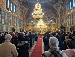 Храм „Св. Вмчца Неделя“ - патриарх Неофит - заупокойна света литургия