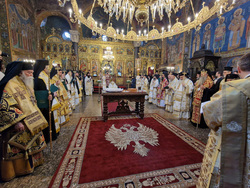 Храм „Св. Вмчца Неделя“ - патриарх Неофит - панихида