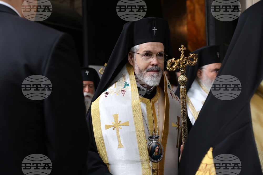 Храм „Св. Вмчца Неделя“ - патриарх Неофит - панихида