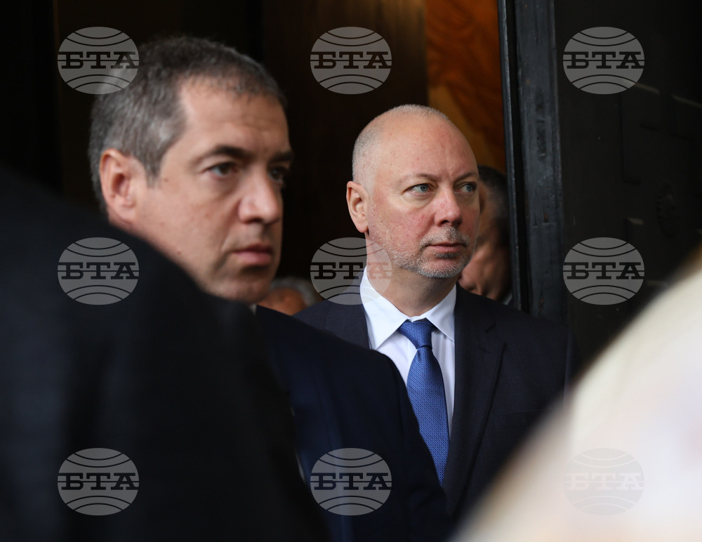 Храм „Св. Вмчца Неделя“ - патриарх Неофит - панихида