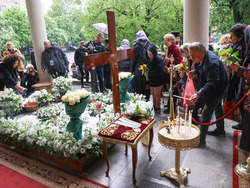 Храм „Св. Вмчца Неделя“ - патриарх Неофит - панихида