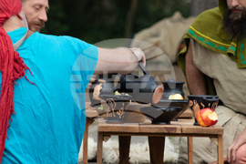 Казанлък - възстановка - бит и култура на древните траки