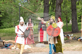 Казанлък - възстановка - бит и култура на древните траки