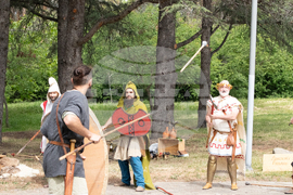 Казанлък - възстановка - бит и култура на древните траки