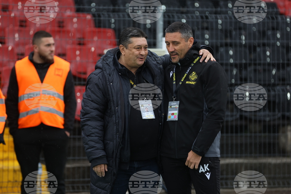 Футбол - Локомотив (София) - Ботев (Пловдив)