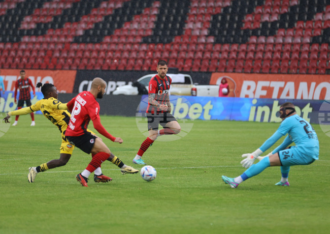 Футбол - Локомотив (София) - Ботев (Пловдив)