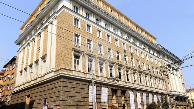 Студенти от НАТФИЗ протестират в София срещу управлението 