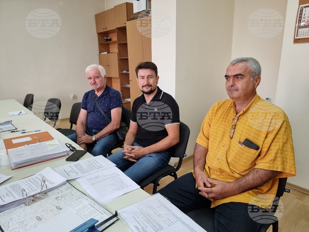 От коалиция „Демократична България – Обединение“ подадоха документи за регистрация на листата си с кандидати за депутати от 11-ти МИР-Ловеч
