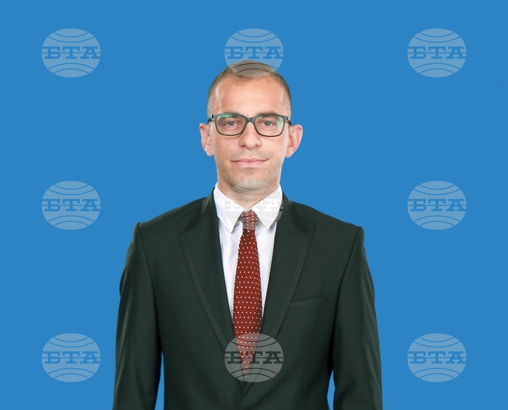 Движението за права и свободи регистрира в Габрово пълна осемчленна листа за изборите на 2 октомври