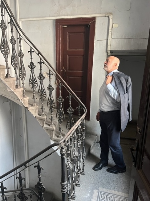 Министър Минеков инспектира две знакови сгради в столицата на бул. „Кн. Ал. Дондуков“ № 16 и на бул. „Патриарх Евтимий“ № 2