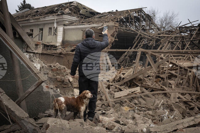 Руски дрон удари център за управление на тролейбусния транспорт в Славянск, съобщи Укринформ