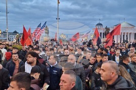 Република Северна Македония - митинг - Демократичен съюз за интеграция - Коалиция "Европейски Фронт"