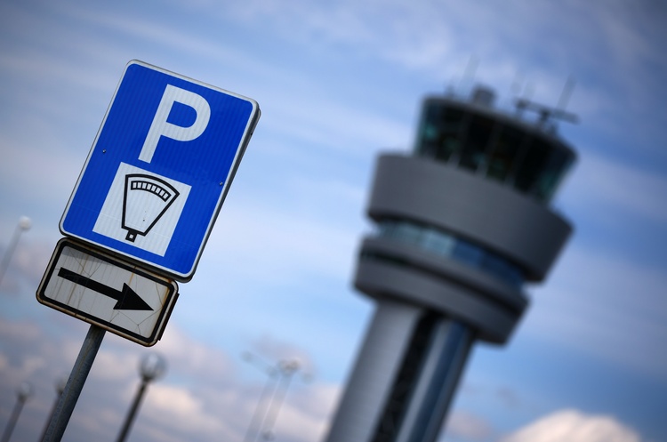 Transport Minister Orders Weekly Inspections amid Airport Service Lapses