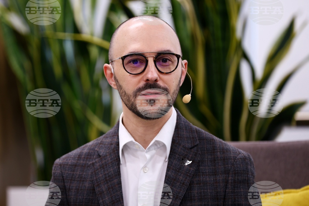 „Училище за ваксини“ - конференция - Момчил Баев