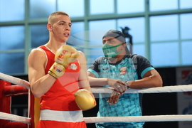 Бокс - Кристиян Николов - Одилжон Аслонов