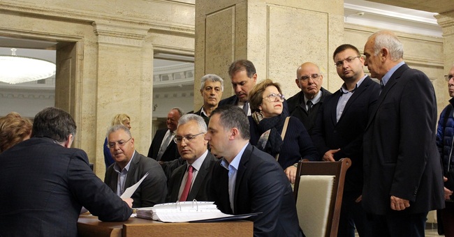 „ЛЕВИЦАТА!“ внесе документите си в ЦИК с амбиция за представителство в следващото Народно събрание и Европейски парламент 