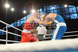 Бокс - Кристиян Николов - Одилжон Аслонов