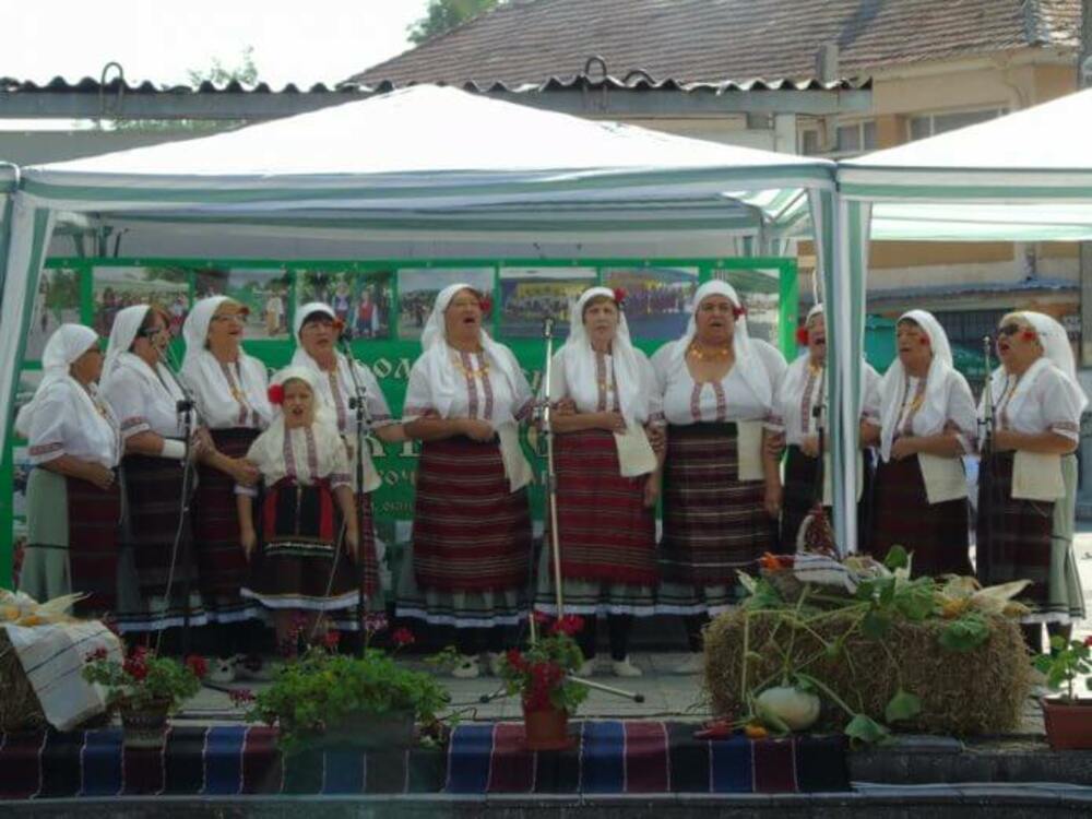 Състави от Търговище, Варна и Шумен ще участват в Тракийския фолклорен събор „Фисека пее“ в село Буховци