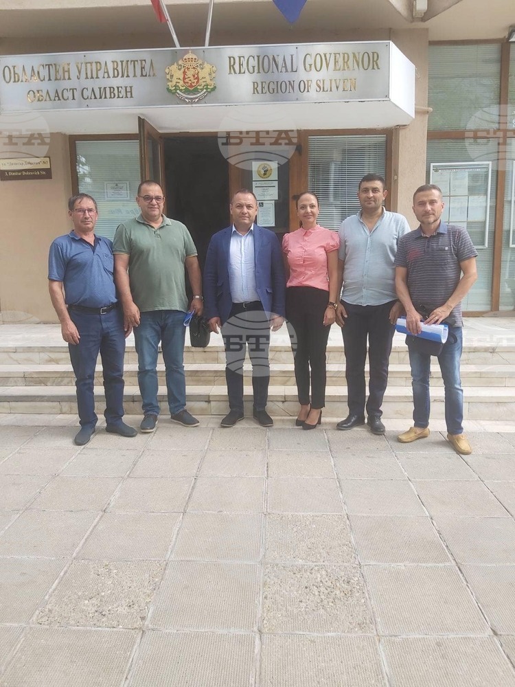 ДПС регистрира в РИК-Сливен листа от деветима кандидати за народни представители