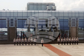 Румен Радев - ОАЕ - заминаване