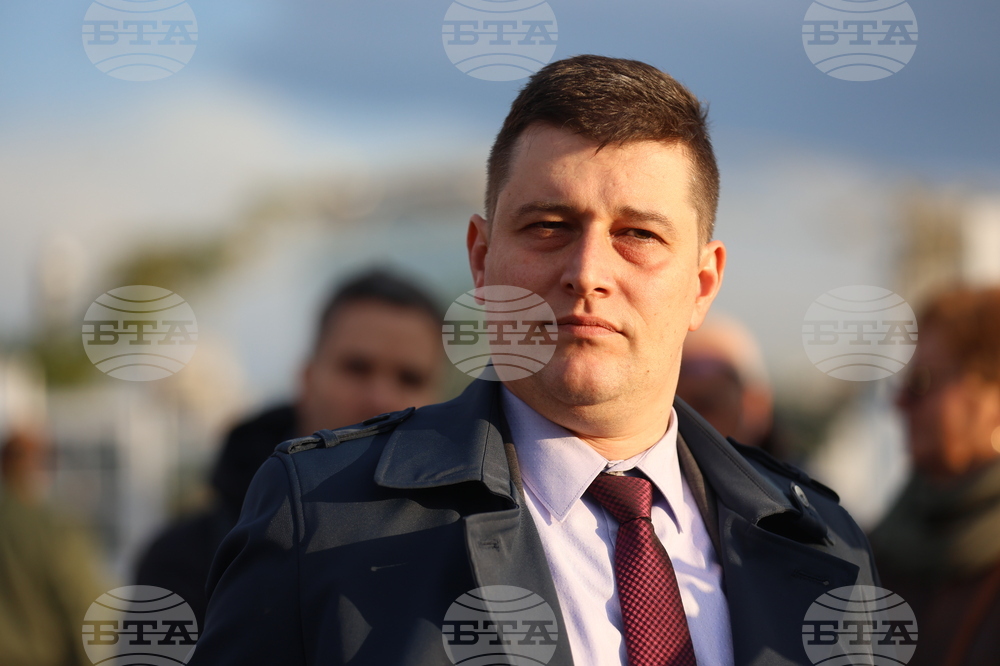 Ден на Земята - фотографска изложба „Ледовете на Антарктида"